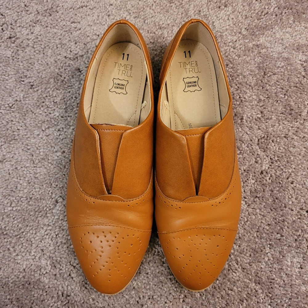 Size 11 Oxford shoes